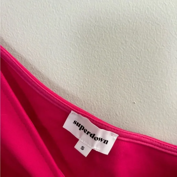 superdown Nava Asymmetrical mini dress in hot pink - Picture 4 of 8